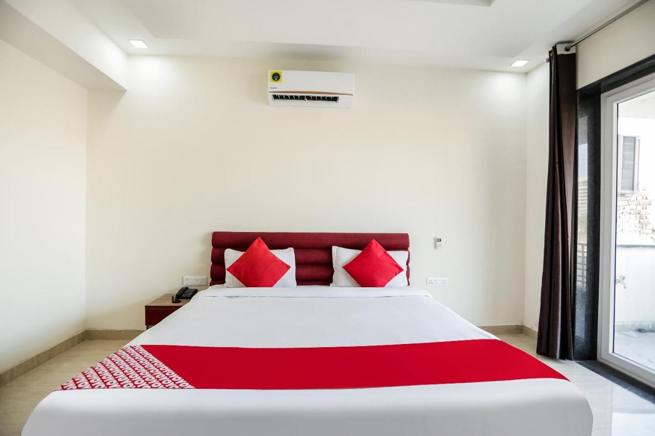 Oyo 65118 Hotel Vatika Gurgaon Exterior photo