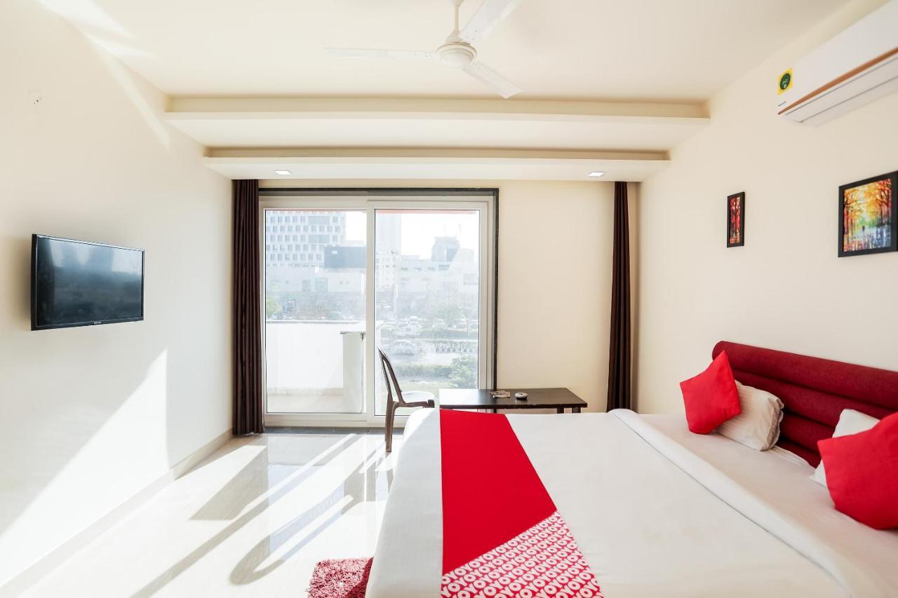 Oyo 65118 Hotel Vatika Gurgaon Exterior photo