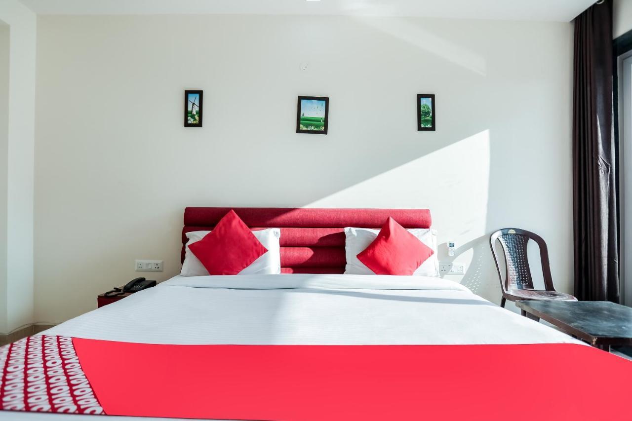 Oyo 65118 Hotel Vatika Gurgaon Exterior photo